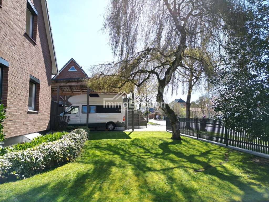 Immobilie in Tostedt - Natur vor der Tür, Stadt in Reichweite – Familienhaus auf großem Grundstück, teilweise  modernisiert - Bild 3