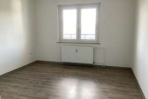 Renovierte 2,5 Zimmer Wohnung in zentraler Lage mit Balkon. – Steubenstr. 13, 33609 Mitte, Bielefeld – Vorschaubild 3