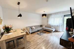 Helle 3-Zimmer-Wohnung in ruhiger Lage, Keller, Tiefgarage, Abstellkammer, nähe Kuhsee – Die vollständige Adresse der Immobilie erhältst du vom Anbieter., 86163 Hochzoll-Süd, Augsburg – Vorschaubild 2