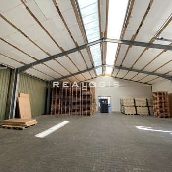 Börnsen, ca. 300 m² große, ebenerdige Lagerhalle mit Freifläche