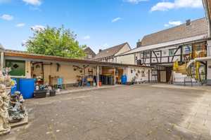 Kleinbüllesheim: Einfamilienhaus mit Möglichkeit zum Zweifamilienhaus, Innenhof und reichlich Park – Euskirchen (Kreis) – Vorschaubild 8
