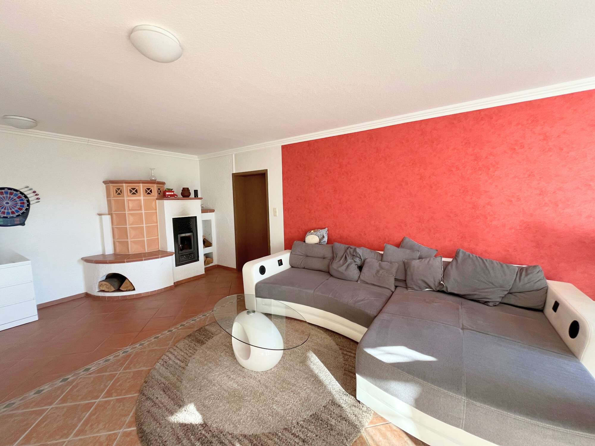 Immobilie in Friesoythe - Ruheoase mit viel Platz: Großes Einfamilienhaus & Einliegerwohnung auf ca. 1.023 m² Grundstück - Bild 3