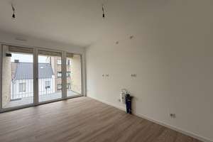 MG-Eicken: Erstbezug: Dachgeschoss! Ruhige Sonnendurchflutete 3-Zimmer-Wohnung! Nähe Gericht! – Gneisenaustr. 14, 41061 Eicken, Mönchengladbach – Vorschaubild 9