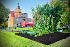 EINZIGARTIGE LAGE: Umfassend energetisch modernisiertes Haus mit 4 Wohnungen und sonnigem Garten im  – Die vollständige Adresse der Immobilie erhältst du vom Anbieter., 96106 Ebern – Vorschaubild 1