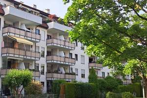 Wunderschöne 2 ZKB mit Balkon und Tiefgaragenstellplatz, renoviert und teilsaniert in Top-Lage – Dr.-Otto-Meyer-Str. 5e, 86169 Lechhausen-West, Augsburg – Vorschaubild 13