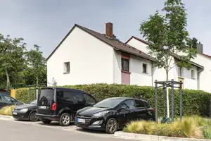 Tobias Grünert Immobilien # Reihenendhaus mit eingewachsenem Garten am Park – Hugo-Eckener-Straße 15, 55122 Mainz – Vorschaubild 3