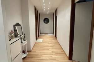 Großzügige 4 Zimmerwohnung mit Balkon und Stellplatz in gepflegter Anlage  – Wiener Weg 20, 50858 Junkersdorf, Köln – Vorschaubild 5