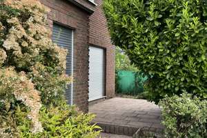 Großes Einfamilienhaus mit Garage und weiteren Parkplätzen in Schlebusch / Steinbüchel (ruhige Lage) – Die vollständige Adresse der Immobilie erhältst du vom Anbieter., 51375 Steinbüchel, Leverkusen – Vorschaubild 4