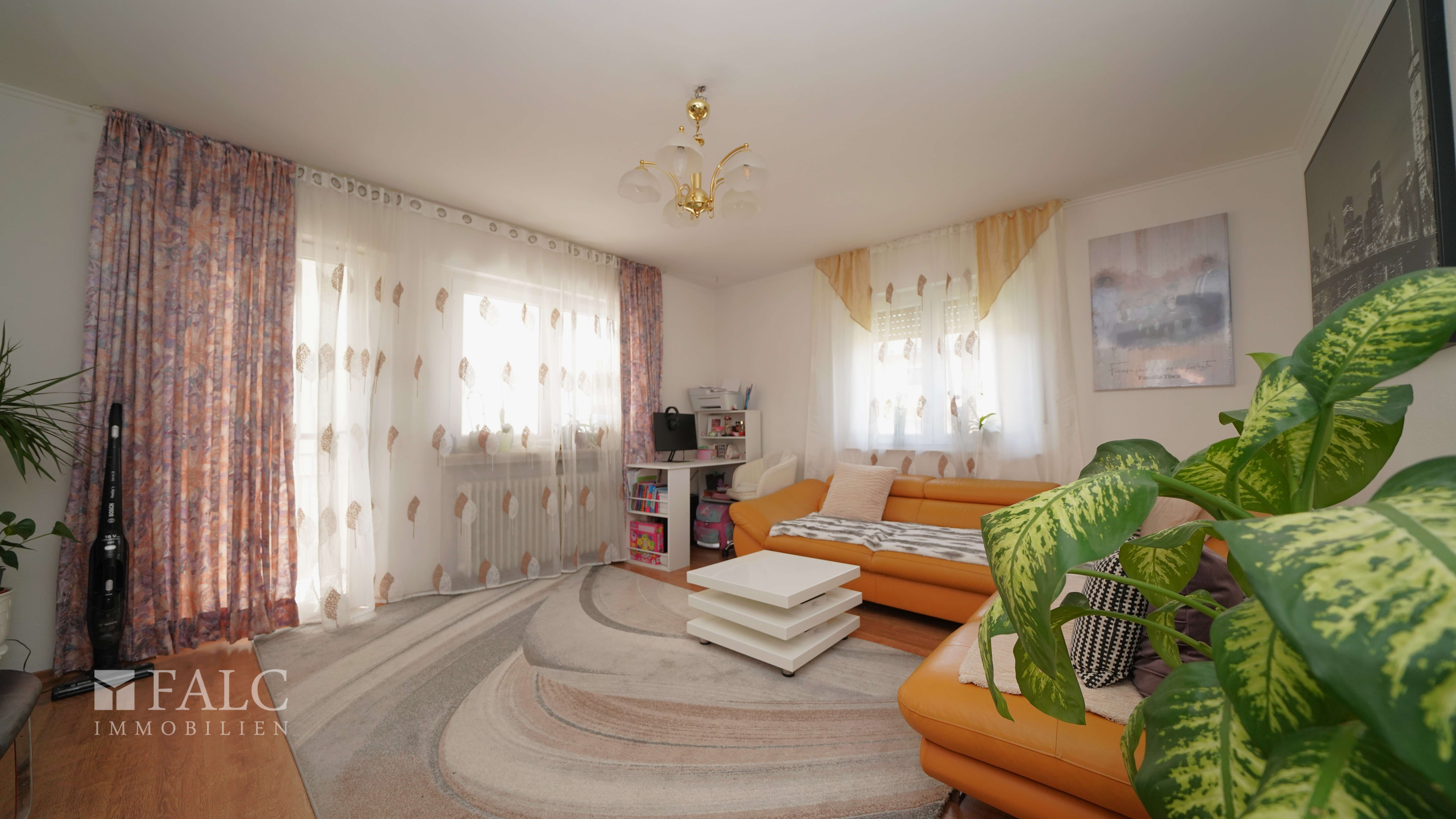 Immobilie in Boxberg - Top Investment: 7-Familienhaus in ruhiger Lage von Boxberg - FALC Immobilien Heilbronn - Bild 2