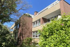 Frei: Geräumiges 1-Zimmer-Apartment (möbliert) mit Tiefgaragenstellplatz