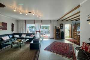 Freistehendes Einfamilienhaus mit Einliegerwohnung, Schwimmbad, Sauna und Garage – Köln – Vorschaubild 5