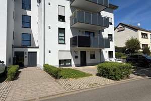 neuwertige 2 Zimmer-Wohnung
in gehobener Ausstattung 
mit Terrasse und 2 Stellplätzen  – Die vollständige Adresse der Immobilie erhältst du vom Anbieter., 54294 Zewen, Trier – Vorschaubild 4