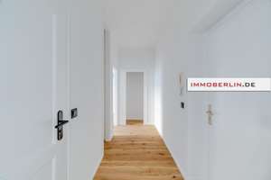 IMMOBERLIN.DE - Erstbezug nach Sanierung! Helle 3 Zimmerwohnung nahe Frankfurter Tor – Die vollständige Adresse der Immobilie erhältst du vom Anbieter., 10249 Friedrichshain, Berlin – Vorschaubild 4