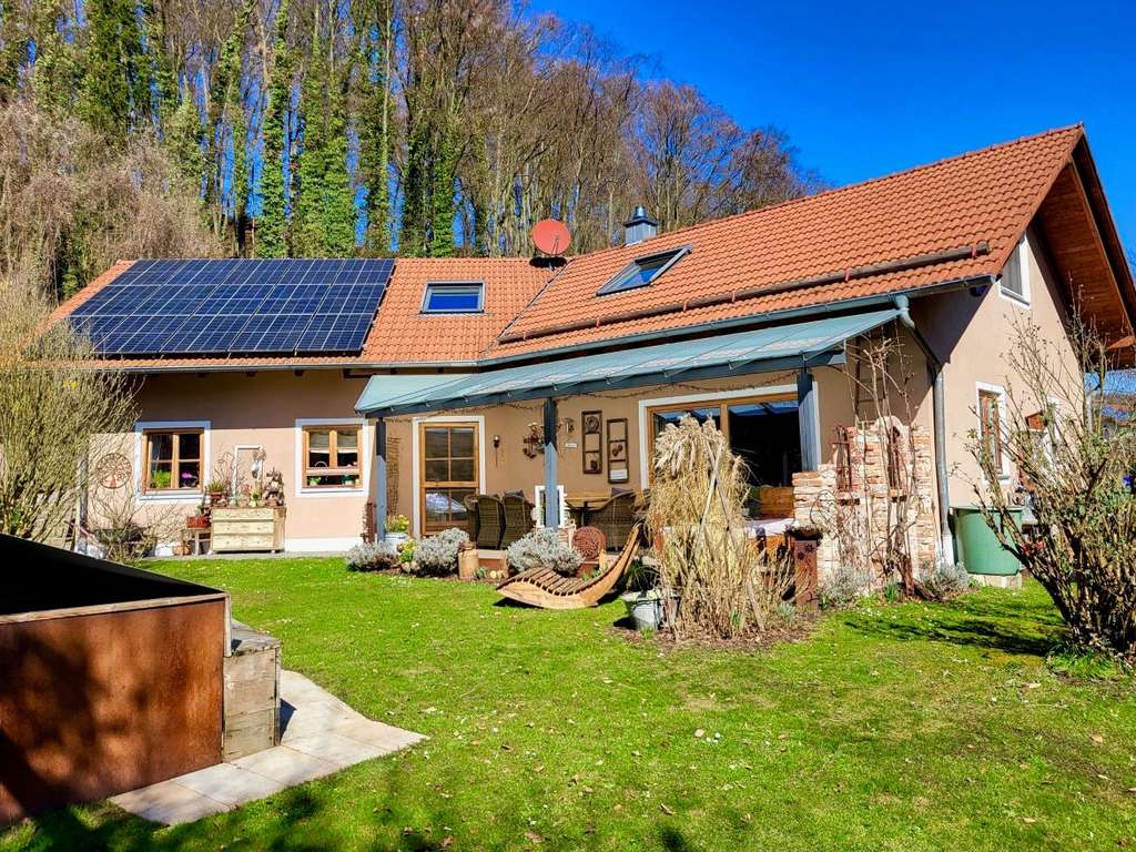 Immobilie in Unterneukirchen - **IHR NEUES ZU HAUSE - EINFAMILIENHAUS ZUM WOHLFÜHLEN!!** - Bild 2