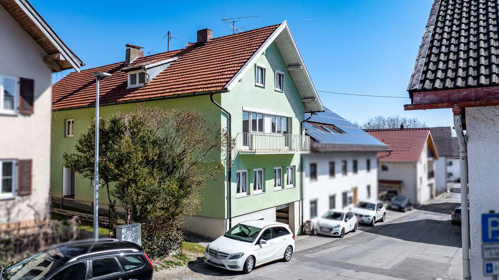 Immobilie in Peiting - Mehrfamilienhaus mit Entwicklungspotential im Zentrum von Peiting - Bild 0