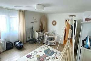 Haus-im-Haus-Gefühl: Sanierte 4-Zi.-OG Wohnung mit zwei Balkonen, zwei PKW Stellplätzen und Garten – Die vollständige Adresse der Immobilie erhältst du vom Anbieter., 63486 Bruchköbel – Vorschaubild 14