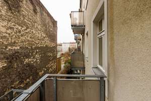 Luxurious, freshly renovated 4 room apartment in Prenzlauer Berg in the heart of Berlin – Die vollständige Adresse der Immobilie erhältst du vom Anbieter., 10405 Prenzlauer Berg, Berlin – Vorschaubild 14