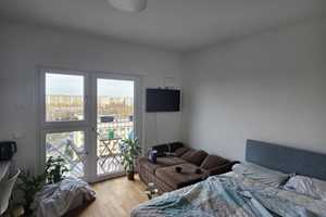 Property thumbnail 1