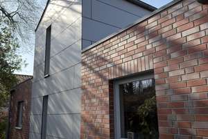 KIRCHRODE: Architektenhaus, Bj. 2005, 5 Zi., Galerie, offene Küche mit EBK, Parkett, Carport etc. – Die vollständige Adresse der Immobilie erhältst du vom Anbieter., 30559 Kirchrode, Hannover – Vorschaubild 6