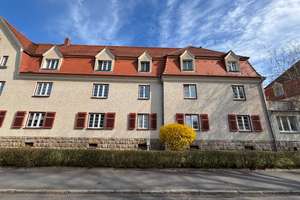 Denkmalschutz: Leerstehende und helle 3-Zimmer-Wohnung mit Garten im gefragten Dresden-Laubegast – Die vollständige Adresse der Immobilie erhältst du vom Anbieter., 1279 Laubegast, Dresden – Vorschaubild 2