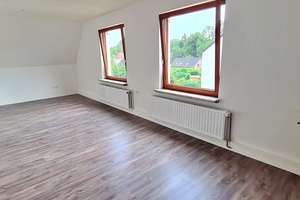 Lesum - Blick über die Dächer, gemütliche 2 Zimmer frisch modernisiert und neue Fenster - ruhig gele – Die vollständige Adresse der Immobilie erhältst du vom Anbieter., 28717 Lesum, Bremen – Vorschaubild 1