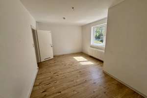 Großzügiges WG-Zimmer mit eigenem Balkon – ideal für Studierende in Salzgitter-Gebhardshagen – 38229 Gebhardshagen, Salzgitter – Vorschaubild 2
