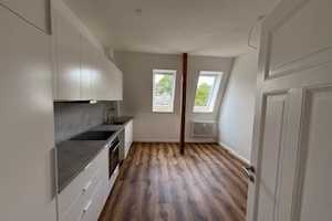  1-Raum-Dachgeschoßzimmer in Hamburg Bahrenfeld – Silcherstraße 1, 22761 Hamburg – Vorschaubild 6