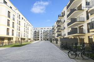 Ehrenfeld // Barrierefreie 3-Zi-Wohnung mit Balkon und TG-Stellplatz. Ideal für Singles und Paare! – Die vollständige Adresse der Immobilie erhältst du vom Anbieter., 50825 Ehrenfeld (Ortsteil), Köln – Vorschaubild 1