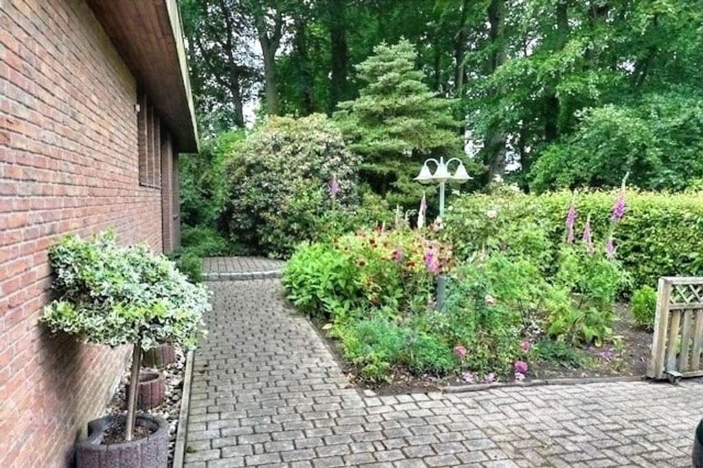 Immobilie in Deinstedt - Zentrales Wohnen in Selsingen mit schöner separater Lage!  - Bild 3