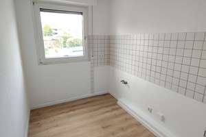 Renovierte 3 Zimmer Wohnung mit Balkon in Duisburg Süd! – Knevelspfädchen 8, 47249 Wanheim-Angerhausen, Duisburg – Vorschaubild 7