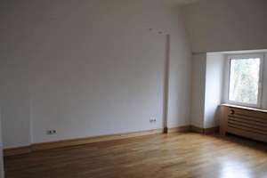 Charmante 5-Zimmer-Wohnung mit Balkon  – Die vollständige Adresse der Immobilie erhältst du vom Anbieter., 45133 Bredeney, Essen – Vorschaubild 7