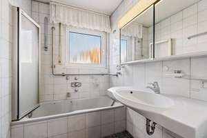 Geräumige 3-Zimmer-Wohnung mit Balkon & Gestaltungspotenzial in Degerloch – 70597 Degerloch (Ortsteil), Stuttgart – Vorschaubild 13