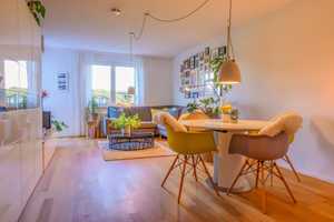 Moderne, gepflegte 4-Zimmer-Wohnung mit Balkon in Ratingen-Lintorf