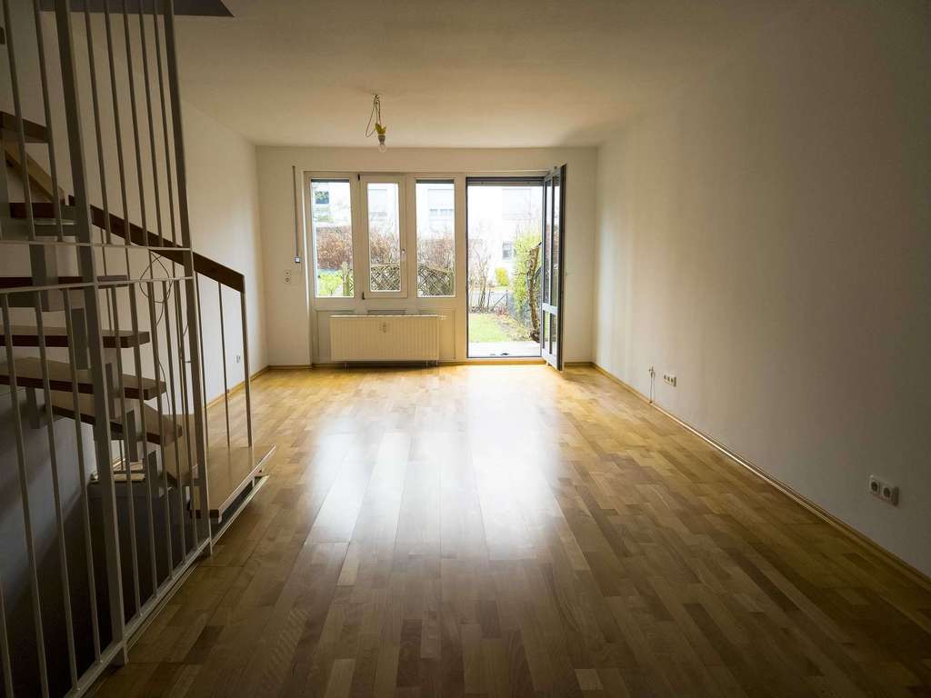 Immobilie in Nuthetal - Reihenhaus plus Tiefgaragenstellplatz am Rande Potsdams - Wohnen in den eigenen 4 Wänden - Bild 1