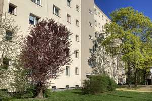 Preisgünstige 3-Zimmer-Wohnung – Südekumzeile 49, 13591 Staaken, Berlin – Vorschaubild 2