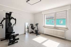Attraktives Wohnen in Köln Höhenhaus: Modernisiertes 3-Parteienhaus. 188 qm, 8,5 Z. Traumgarten... – Die vollständige Adresse der Immobilie erhältst du vom Anbieter., 51061 Höhenhaus, Köln – Vorschaubild 14