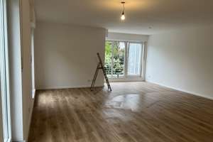 lichtdurchflutete, frisch sanierte 1-Zimmer-Wohnung mit Balkon in Köln-Buchheim – Gauweg 10, 51067 Buchheim, Köln – Vorschaubild 5