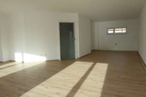 GROSSzügige, MODERNE DHH in RUHIGER und SONNIGER LAGE! IDEAL für Familien! SCHÖNER Garten! – Schwaigweg 24, 86928 Hofstetten – Vorschaubild 10