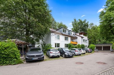 Voll vermietetes Mehrfamilienhaus mit 20er-WG-Konzept und Entwicklungspotenzial in Freiburg-Kappel