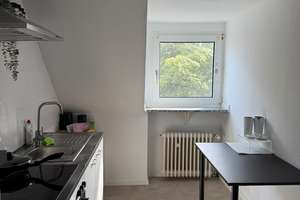 3-Zimmer-Wohnung zur Miete  60m² Dachgeschoss im 3-Familien-Haus mit Garten – Die vollständige Adresse der Immobilie erhältst du vom Anbieter., 45359 Schönebeck, Essen – Vorschaubild 6
