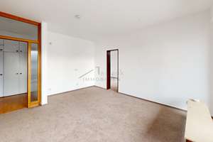 Charmante Wohnung mit Balkon & Tiefgaragenstellplatz – Die vollständige Adresse der Immobilie erhältst du vom Anbieter., 30559 Anderten, Hannover – Vorschaubild 2