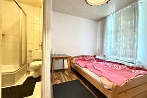 * Ehemaliges Hotel mit Anbau* TOP Lage * 18 Zimmer mit Bad * 3 Wohnungen * gute Infrastruktur * – Die vollständige Adresse der Immobilie erhältst du vom Anbieter., 26831 Bunde – Vorschaubild 23