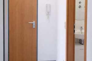 **KRIEGSHABER** Gepflegtes Mehrfamilienhaus mit 6 Wohneinheiten unweit der Uniklinik – Untere- Osterfeld- Straße 76, 86156 Kriegshaber, Augsburg – Vorschaubild 16