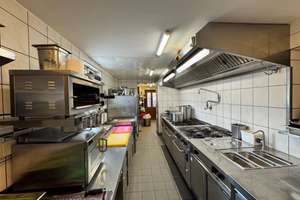 Gelegenheit - denkmalgeschützte Gaststätte plus Wohnhaus in Nürnberg Mögeldorf – Die vollständige Adresse der Immobilie erhältst du vom Anbieter., 90482 Mögeldorf, Nürnberg – Vorschaubild 9