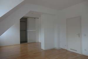 Unterbilk ++ Maisonette-Wohnung ++ Dachterrasse ++ Balkon ++ Einbauküche++40219 Düsseldorf – 40219 Unterbilk, Düsseldorf – Vorschaubild 8