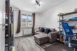 3-Zimmer-Wohnung in Pfersee mit Süd-West-Balkon & TG – modernisiert & ohne Käuferprovision – Die vollständige Adresse der Immobilie erhältst du vom Anbieter., 86157 Pfersee-Nord, Augsburg – Vorschaubild 11