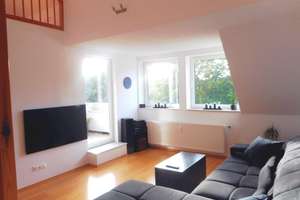 Helle voll möblierte Maisonette-Wohnung auf 2 Ebenen in ruhiger Lage in Hamburg-Eidelstedt