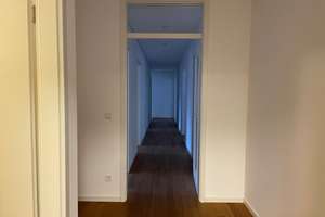 LIST-PELIKAN | hochwertige 4-Zimmer Wohnung mit Loggia (Süd) und Balkon (Nord) | EBK möglich – Carl-Hornemann-Straße  4, 30177 List, Hannover – Vorschaubild 9