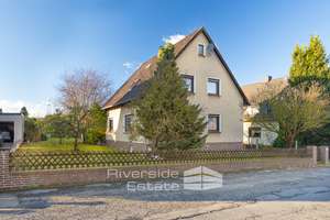 Großzügiges Einfamilienhaus mit moderner Wärmepumpe in ruhiger Lage von Benstorf! – Die vollständige Adresse der Immobilie erhältst du vom Anbieter., 31020 Salzhemmendorf – Vorschaubild 2