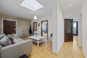 Property thumbnail 2